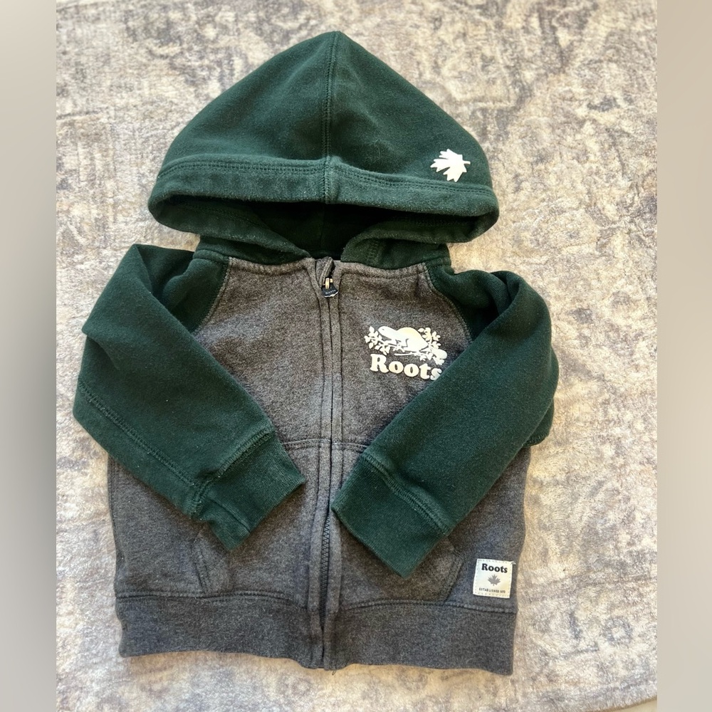 Roots baby zip up hoodie 12-18m